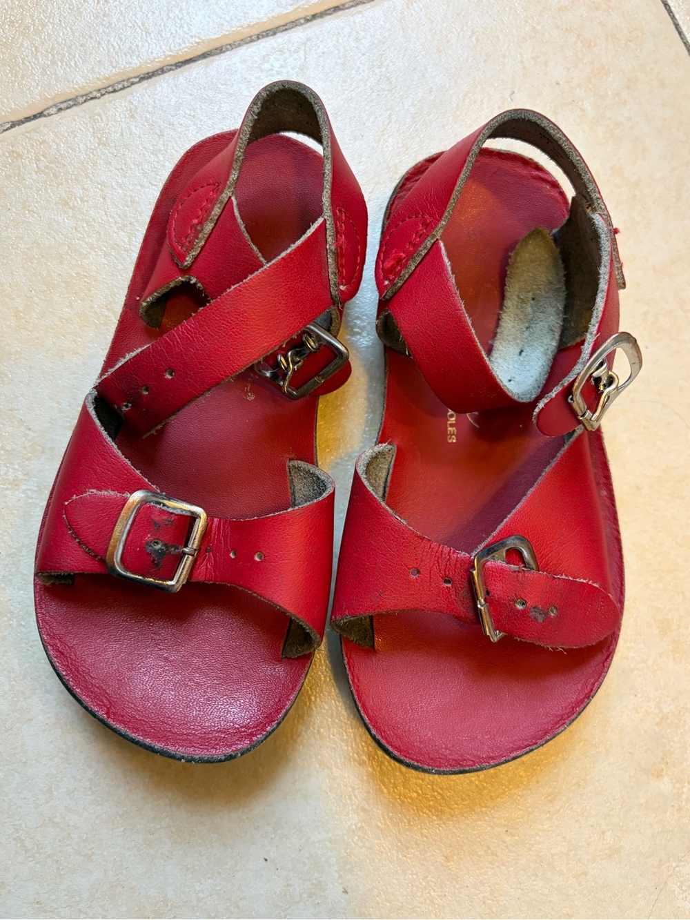 Saltwater Sun-San surfer Red Buckle Sandals size 8 toddler